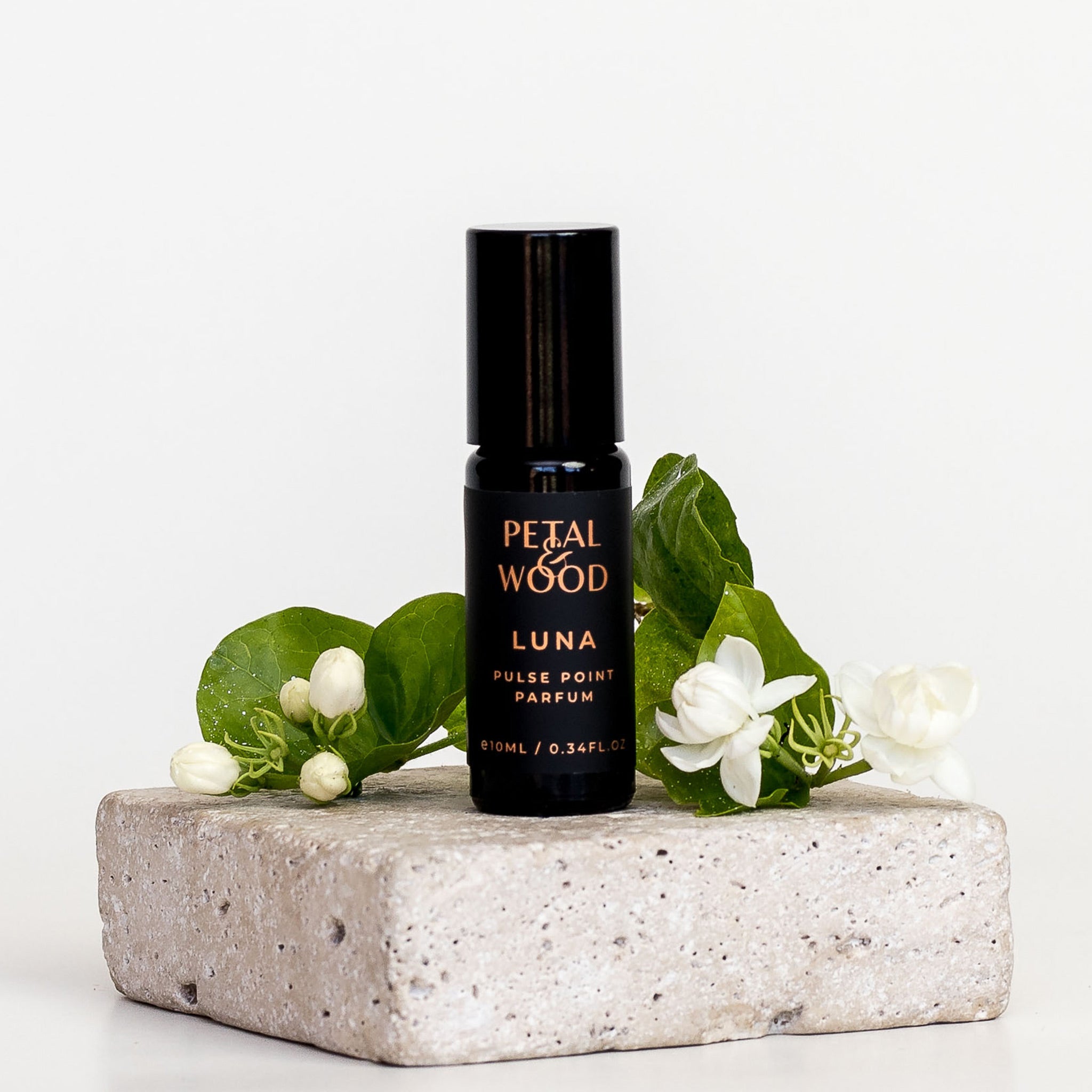 Luna Pulse Point Parfum Petal and Wood